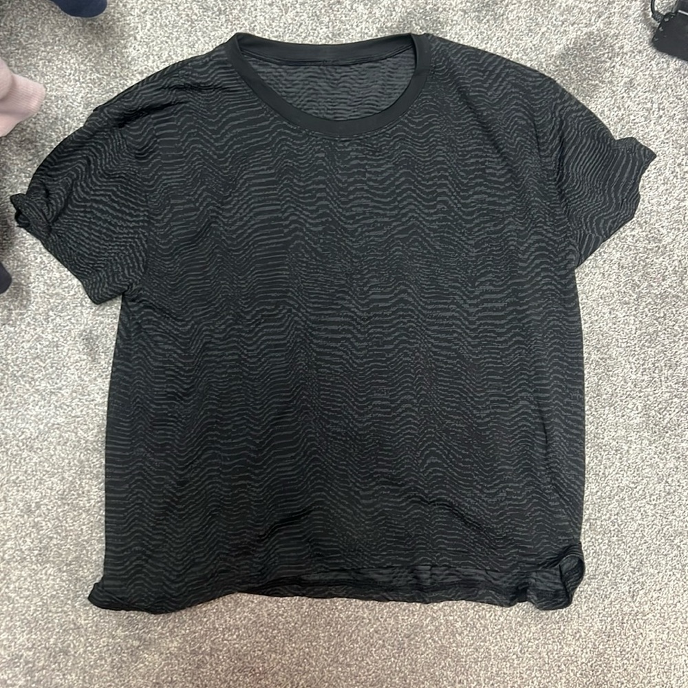 Lulu Lemon loose crop top